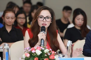 Hoa hậu Diễm Hương: Bác sĩ từng sợ tôi sẽ tự tử