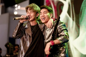 Jack và K-ICM tiếp tục xô đổ kỷ lục của Vpop