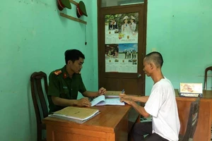 Thiếu nữ thiểu năng nghi bị 2 người xâm hại tình dục