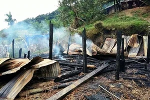 Cả nhà suýt chết vì nhóm lửa sưởi ấm