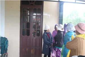 Nhóm trộm kề dao vào cổ chủ nhà, cướp két sắt 