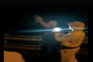 Tạm dừng phân công tuần tra CSGT vung tay với dân