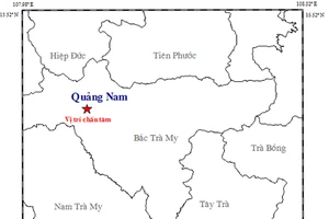 Nhiều người dân Quảng Nam chạy khỏi nhà vì động đất