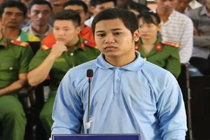 Tuyên án thanh niên dùng kéo đâm chết bạn nhậu 