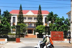 Vụ xài bằng không hợp lệ: Đề nghị Sở Y tế Đắk Lắk làm rõ