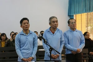 Thêm 7 năm tù cho nguyên giám đốc đã bị tuyên tử hình