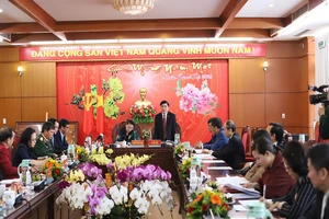 Chủ tịch Quốc hội làm việc tại Đắk Lắk