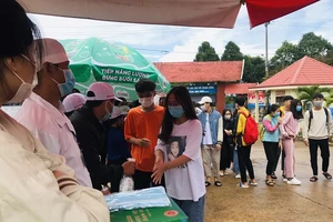 Tây Nguyên: Sẵn sàng cho kỳ thi THPT những ngày 'dịch kép'
