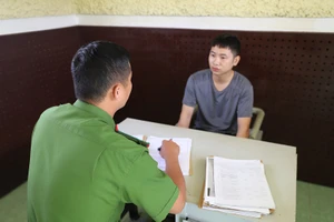 1 thanh niên lừa đảo hàng trăm triệu qua Facebook