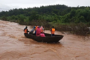 Tìm thấy thi thể 2 người bị nước cuốn trôi