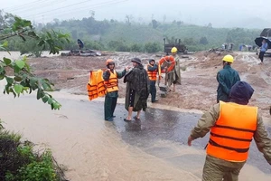 Đắk Lắk mưa lớn, khẩn trương di dời dân 
