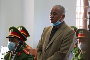 Đề nghị tử hình cựu bí thư xã giết người, đốt xác 