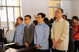 Nhiều cán bộ liên quan đến dự án ngàn tỉ hầu tòa