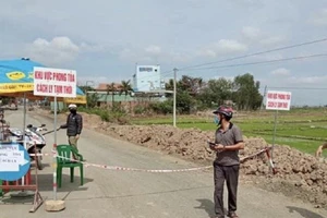 Gia Lai: Dừng vận chuyển khách ở nơi nghi có người mắc COVID