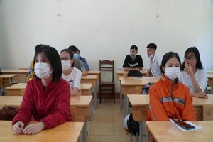 Học sinh Đắk Lắk đi học lại từ 17-2