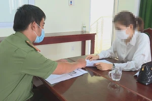 Bị triệu tập vì đưa danh sách người mắc COVID-19 lên Facebook