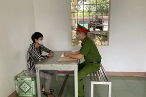 Đang dịch, 2 người nghiện vẫn trộm mai đi bán