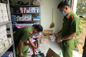 Tạm đình chỉ 1 công ty kinh doanh dược phẩm trái phép, phạt 154 triệu đồng