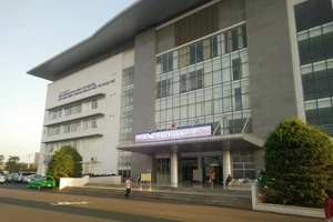 Sản phụ mắc COVID-19 được phẫu thuật ‘bắt con’ thành công