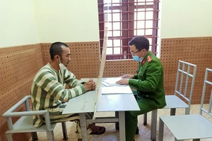 Cho vay lãi nặng núp bóng sang nhượng nhà đất