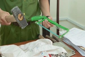 Bắt thanh niên đột nhập ngân hàng phá két sắt 