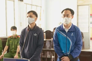 Vu khống bí thư tỉnh ủy ‘đạo văn’, 2 người lãnh án