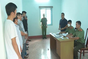 Triệt phá đường dây cá độ bóng đá giao dịch 40 tỉ mỗi tháng