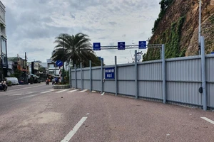 Bình Định chi hơn 65 tỉ đồng để khắc phục sạt lở núi sát taluy đường