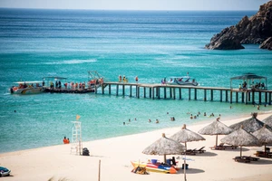 Bình Định năm 2022 thu hơn 13.000 tỉ đồng từ du lịch