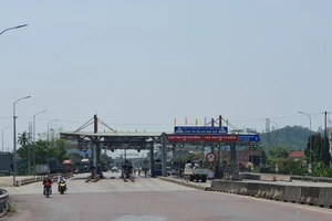Kiến nghị tạm dừng thu phí BOT Nam Bình Định do đường hỏng
