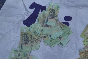 Triệt xóa ổ bạc giữa rừng cao su tại Bình Dương