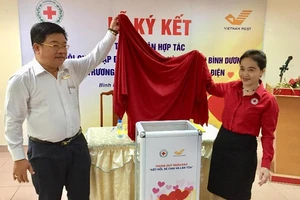 Bình Dương: Thùng quỹ từ thiện đặt tại bưu điện