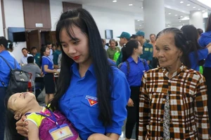  Ủng hộ hơn 8 tỷ đồng cho các nạn nhân chất độc da cam