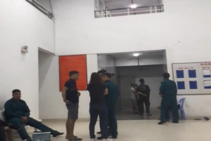 1 bảo vệ chết thương tâm khi rơi vào thang máy tại chung cư