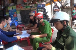 Bình Phước: 75 người bị phạt vì không đeo khẩu trang