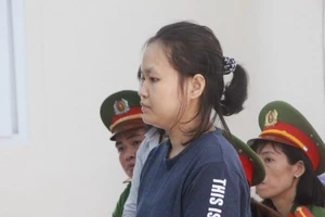 Vụ đổ bê tông giấu xác: Người nhà nạn nhân khóc tại phiên xử