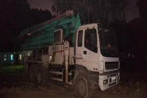 Toàn bộ TP Thủ Dầu Một mất điện vì xe tải đổ bê tông