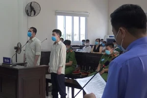 Vô cớ đánh người, ra tòa chối tội