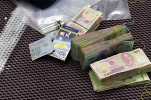 Nổ súng trấn áp sòng bạc hàng tỷ đồng tại Bình Dương