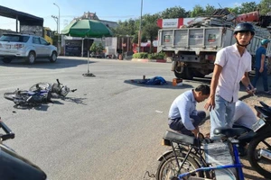 Nữ sinh ở Bình Dương tử vong thương tâm khi đi học về