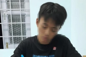 Bắt giữ thiếu niên làm cha ruột tử vong