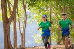 Hơn 3.000 người tham dự giải chạy marathon lớn nhất Tây Ninh