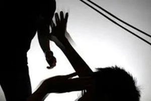 Bình Dương: Cháu tiền sử bệnh tâm thần đánh chết bà ngoại