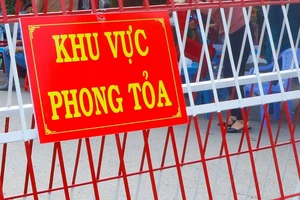 Giấu ma túy trong thức ăn bán cho người ở khu vực phong tỏa tại Bình Dương