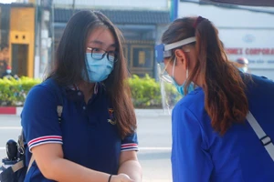 581 thí sinh tại Bình Dương phải điều trị, cách ly do COVID-19