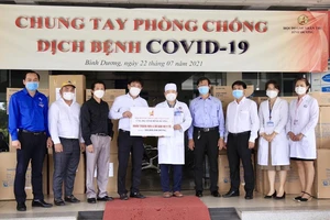 Hội Doanh nhân trẻ ủng hộ hàng chục tỉ đồng chống dịch COVID-19