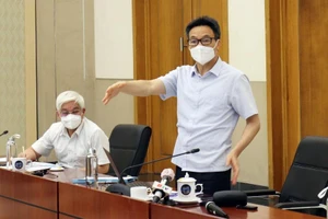 Phó Thủ tướng Vũ Đức Đam: Bình Dương cần đẩy nhanh tiến độ tiêm vaccine 