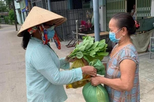 Bình Dương chi gần 540 tỉ mua lương thực cung cấp cho 11 phường bị 'khóa chặt'