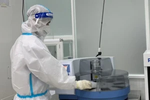 Xét nghiệm thần tốc, đưa Bình Dương về trạng thái bình thường mới vào ngày 30-9
