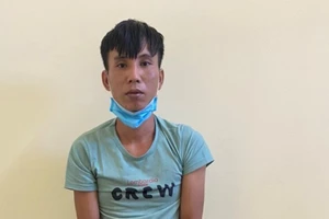 Bắt nghi phạm nửa đêm đột nhập hiếp dâm chủ nhà và cướp tài sản